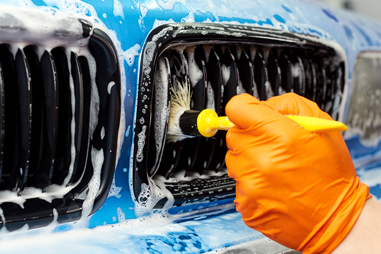 Detailed Wash
